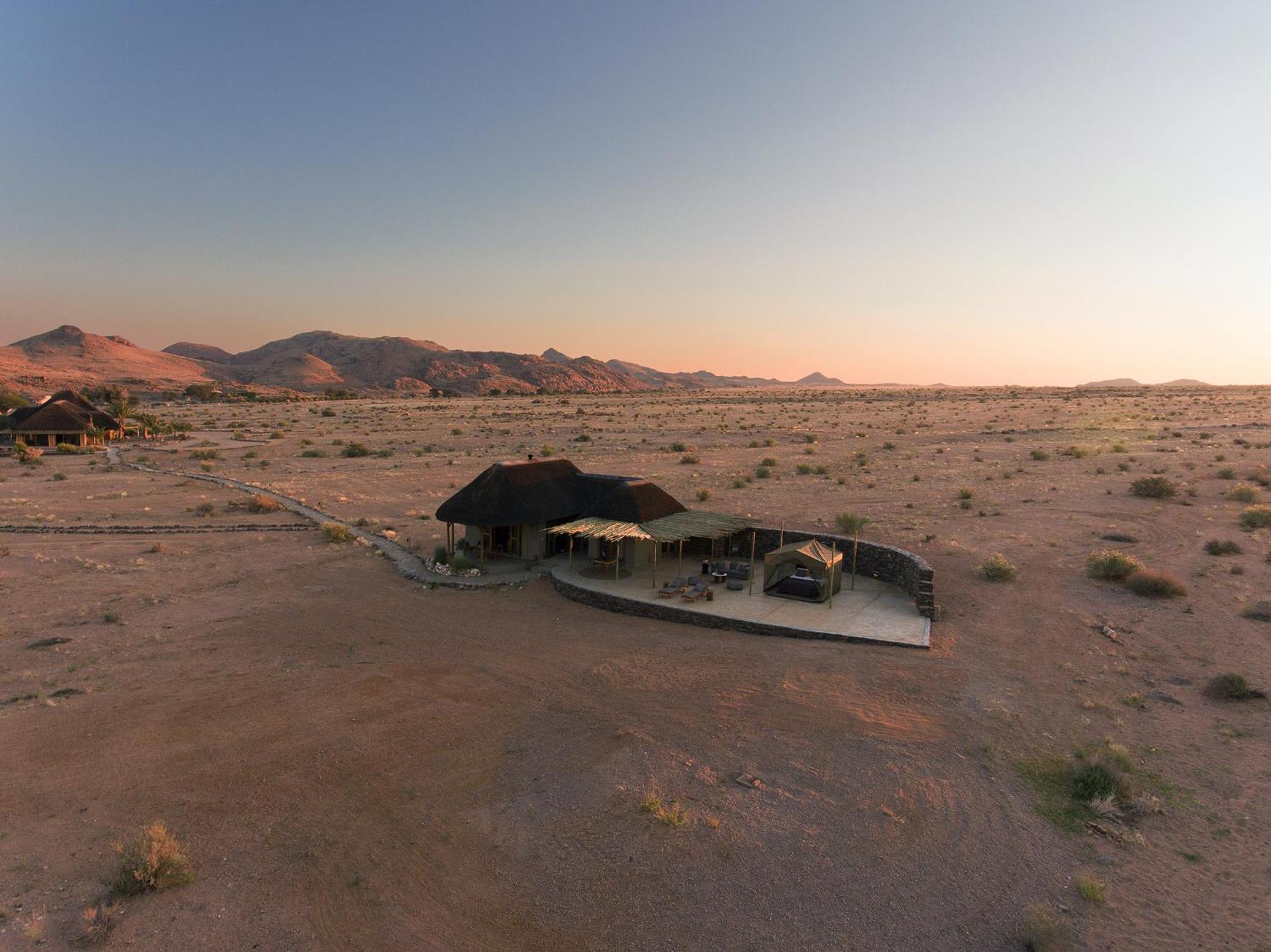 Sandfontein Lodge & Nature Reserve Экстерьер фото