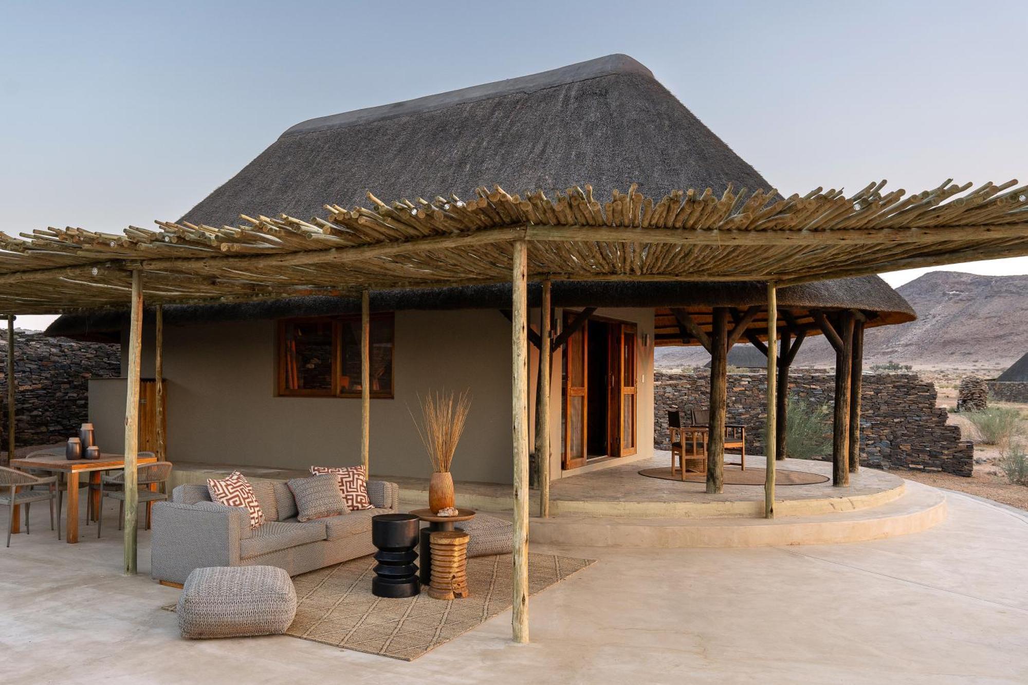 Sandfontein Lodge & Nature Reserve Экстерьер фото