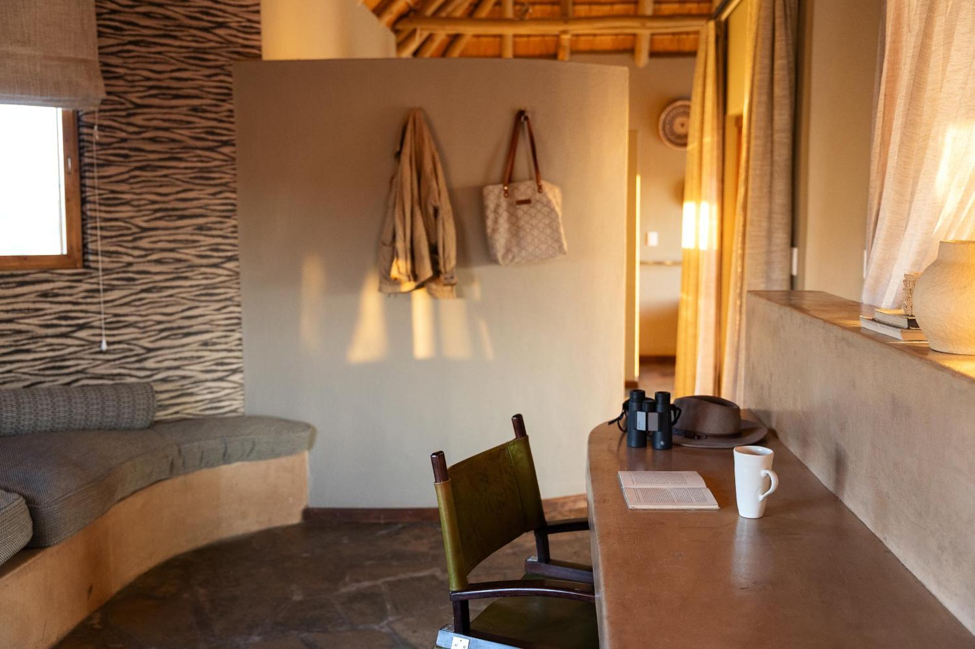 Sandfontein Lodge & Nature Reserve Экстерьер фото